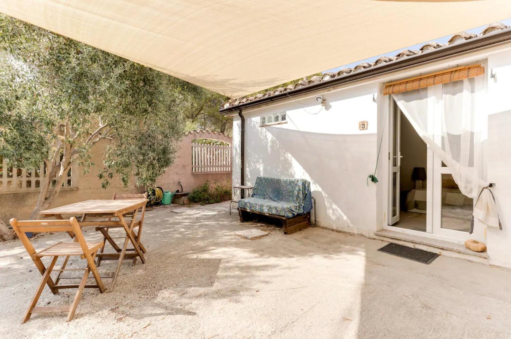 Domu Prexada B&B Maracalagonis Buitenkant foto
